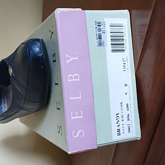 Shelby Kitten Heel PumpsWomen's Size 9 Kid Leather Church Office Party Navy Blue - Picture 9 of 9